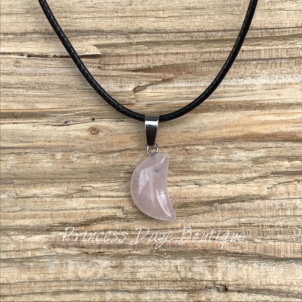 Natural Stone Moon Necklace‎